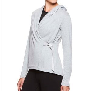 Gaiam Womens Jessica Biel Bryant Wrap Grey Heather